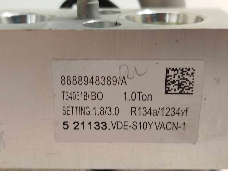 Recambio de valvula expansion para lynk & co 01 phev referencia OEM IAM 8888948389 8888948378 32260322 - Negro 5