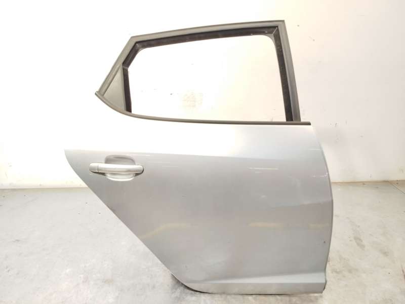 PUERTA TRASERA DERECHA 6J4833056 