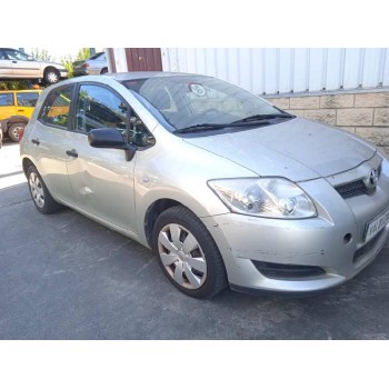 toyota auris del año 2007