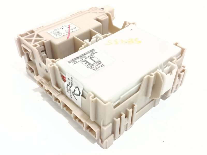 Recambio de caja reles / fusibles para toyota aygo (_b4_) 1.0 vvti (kgb40) referencia OEM IAM 827300H040 892210H030 - Granate 3