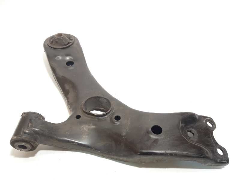 BRAZO SUSPENSION INFERIOR DELANTERO DERECHO 4806805090 