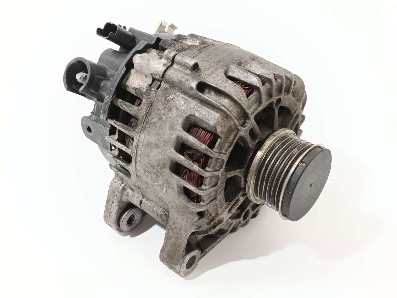 Recambio de alternador para peugeot 2008 ii (ud_, us_, uy_, uj_, ur_, uc_) 1.5 bluehdi 110 (udyhsk) referencia OEM IAM 983568898 2