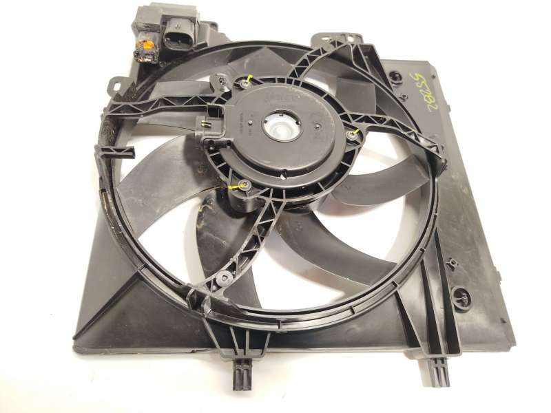 Recambio de electroventilador para citroën c3 iii (sx) 1.2 puretech 82 referencia OEM IAM 9829774580 - Blanco 2