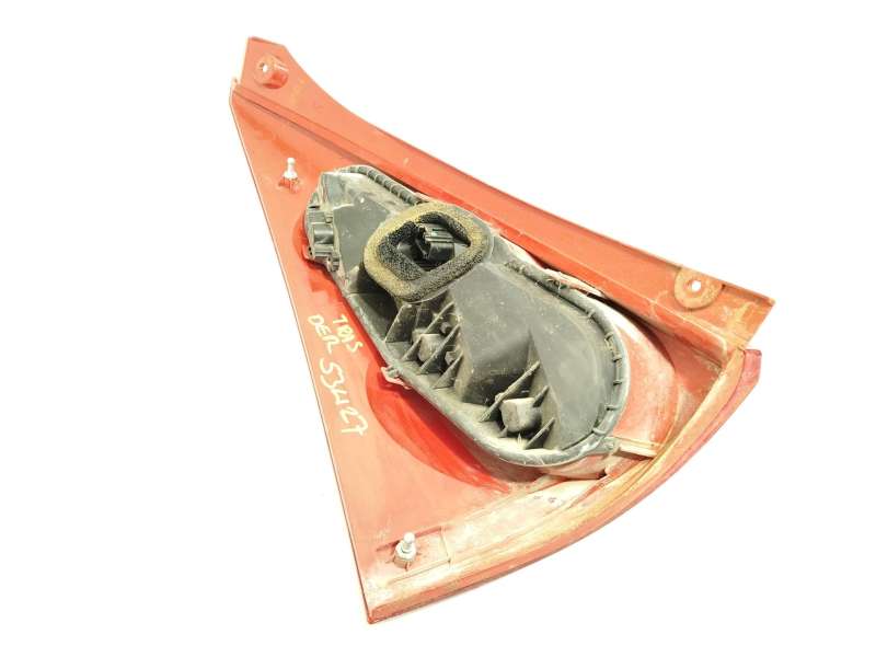 Recambio de piloto trasero derecho para peugeot 107 urban move referencia OEM IAM 6351X6 - Blanco 3