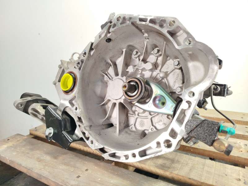 Recambio de caja cambios para hyundai i30 (gd) 1.4 referencia OEM IAM 4300026677 - Plata 2