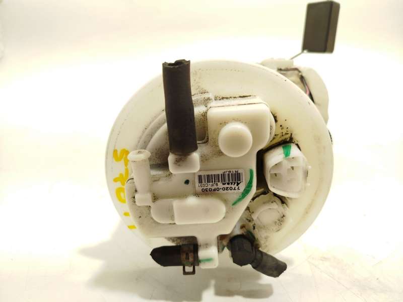 Recambio de bomba combustible para toyota verso (_r2_) 1.6 (zgr20_) referencia OEM IAM 770200F030 3