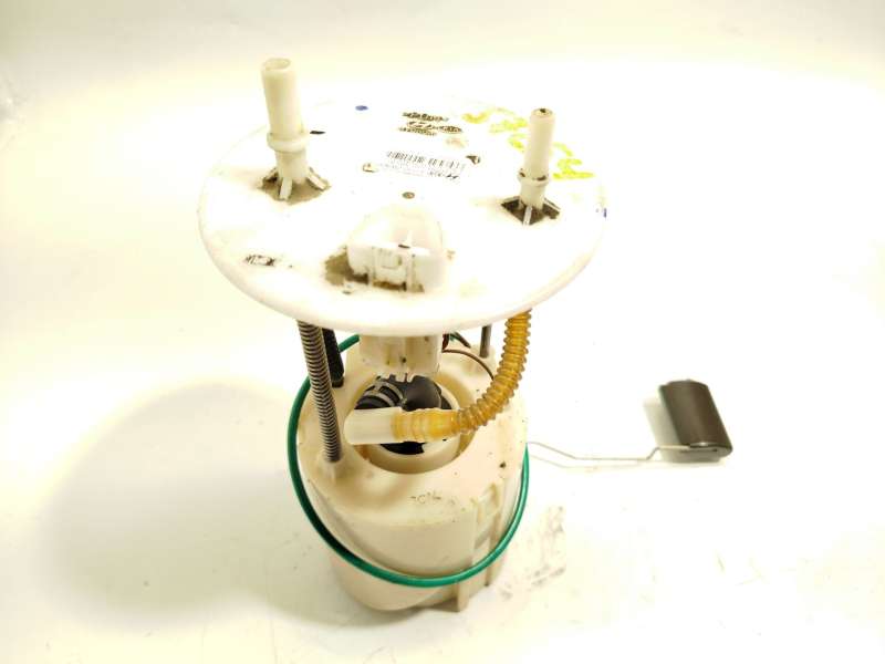 Recambio de bomba combustible para kia sorento ii (xm) 2.2 crdi referencia OEM IAM 311102W900  1001A60280 - Blanco 2