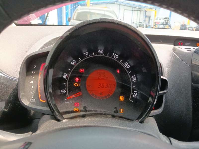 Recambio de cuadro instrumentos para toyota aygo (_b4_) 1.0 vvti (kgb40) referencia OEM IAM 838000H570  69644700U - Granate 9
