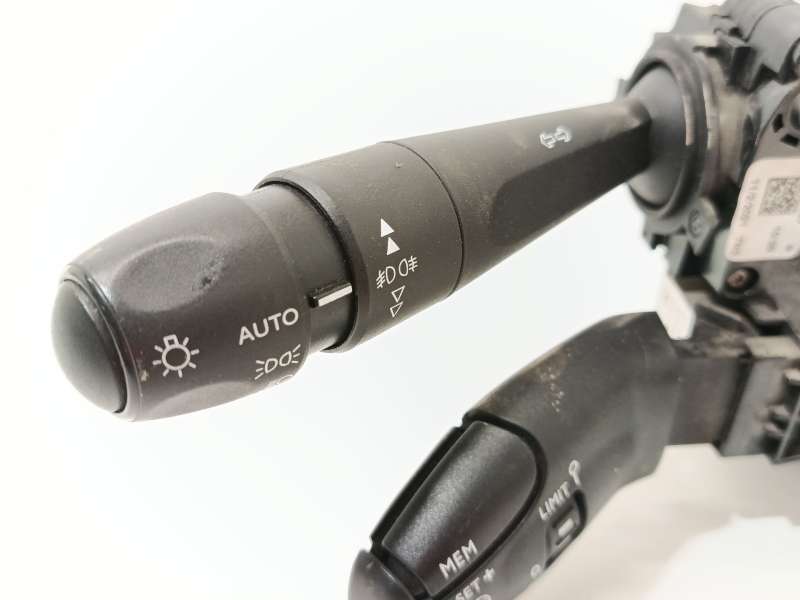 Recambio de mando intermitentes para peugeot 2008 ii (ud_, us_, uy_, uj_, ur_, uc_) 1.5 bluehdi 110 (udyhsk) referencia OEM IAM 3