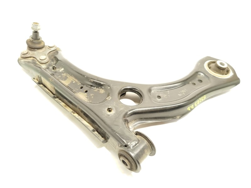 BRAZO SUSPENSION INFERIOR DELANTERO DERECHO 2Q0407152D 