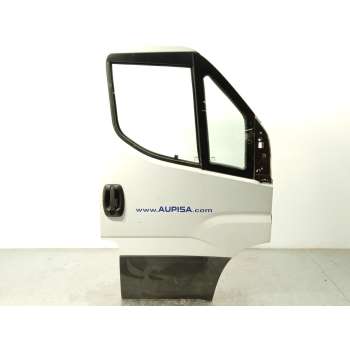 PUERTA DELANTERA DERECHA 5801519999 