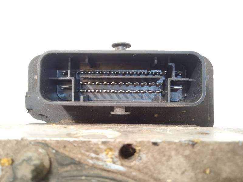 Recambio de abs para fiat 500 1.2 referencia OEM IAM 52042668 2265106579 269890 4