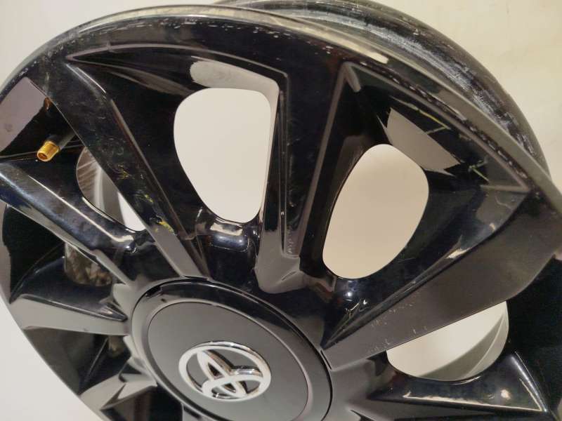 Recambio de llanta para toyota aygo (_b4_) 1.0 vvti (kgb40) referencia OEM IAM PW4570H006 42611YY760 PW4570H006ZW - Granate 4