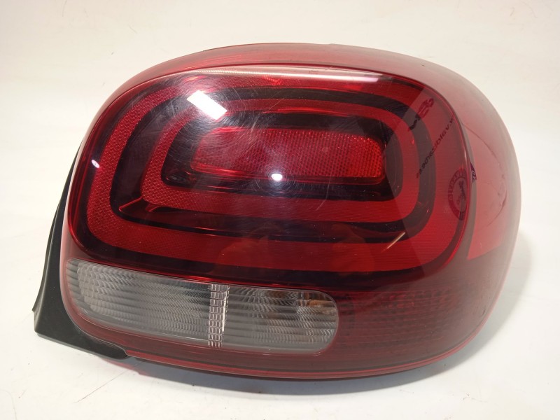 PILOTO TRASERO DERECHO 9812257480 90074662