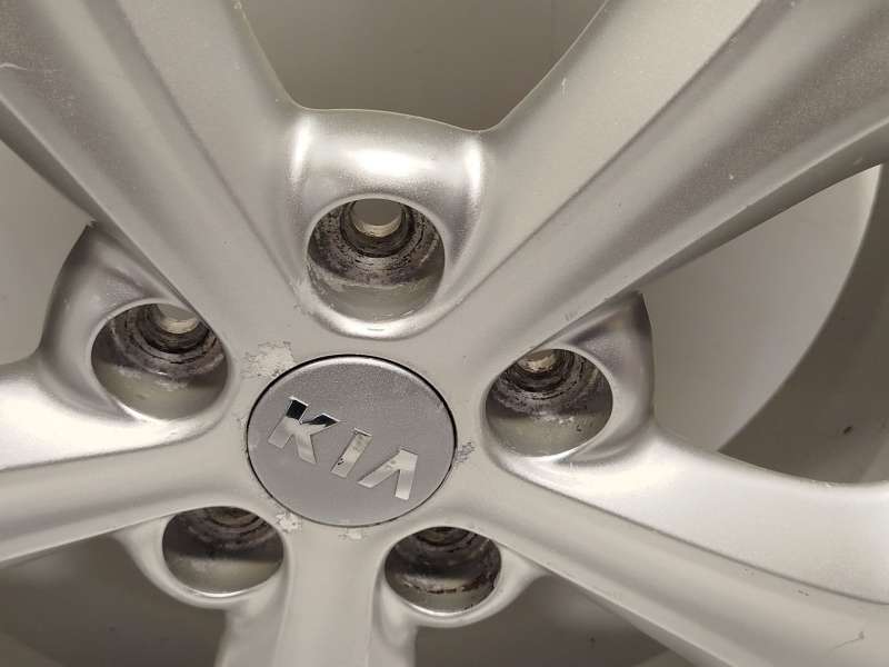 Recambio de llanta para kia sorento ii (xm) 2.2 crdi referencia OEM IAM 529102P270 - Blanco 4