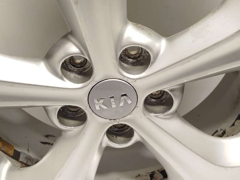 Recambio de llanta para kia sorento ii (xm) 2.2 crdi referencia OEM IAM 529102P270 - Blanco 4