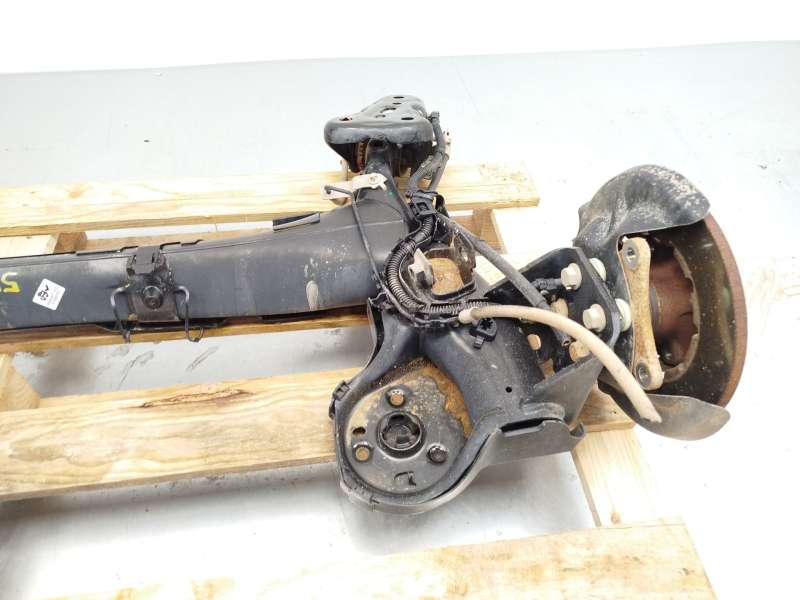 Recambio de puente trasero para peugeot 2008 ii (ud_, us_, uy_, uj_, ur_, uc_) 1.5 bluehdi 110 (udyhsk) referencia OEM IAM 16811 2