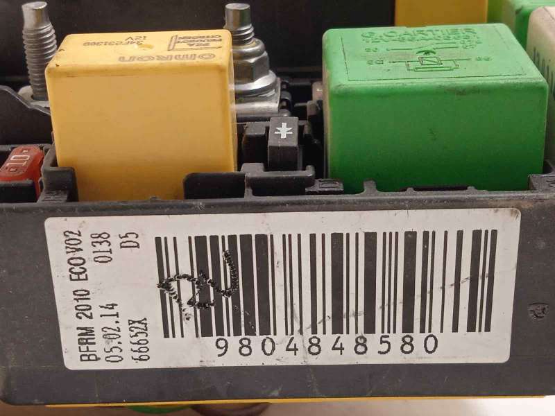 Recambio de caja reles / fusibles para citroën c4 grand picasso attraction referencia OEM IAM 9804848580 4
