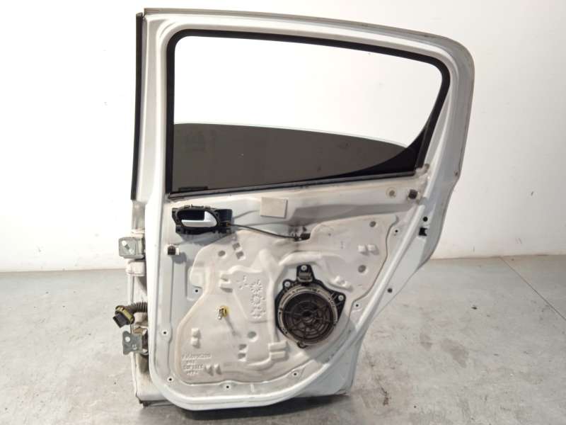 Recambio de puerta trasera derecha para peugeot 207/207+ (wa_, wc_) 1.4 16v referencia OEM IAM 9008S6 - Blanco 4