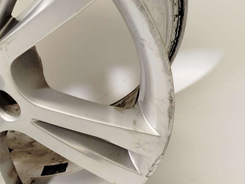 Recambio de llanta para seat ibiza iv sc (6j1, 6p5) 1.6 tdi referencia OEM IAM 6J0601025D72V 3