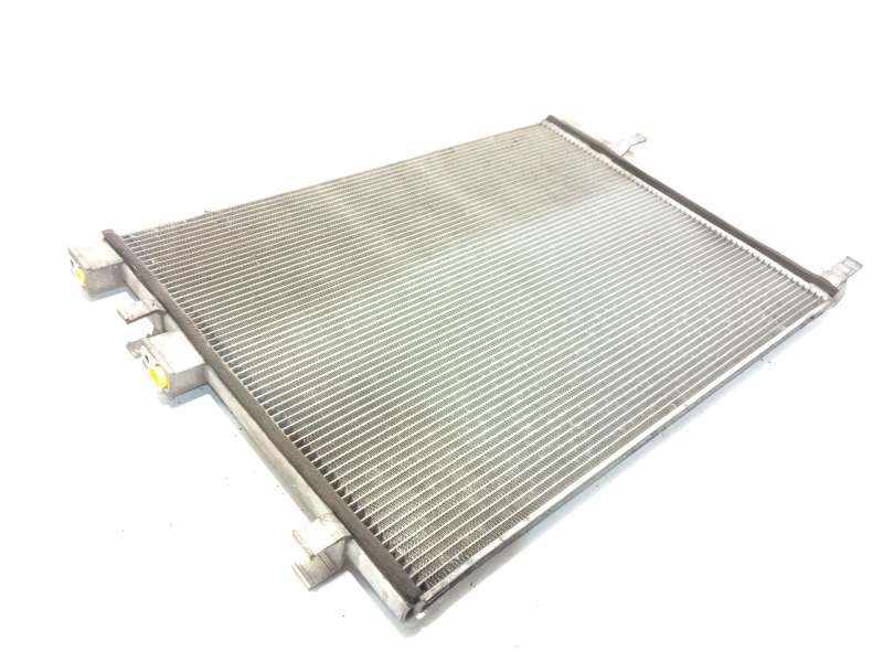 CONDENSADOR / RADIADOR AIRE ACONDICIONADO 976061J000 