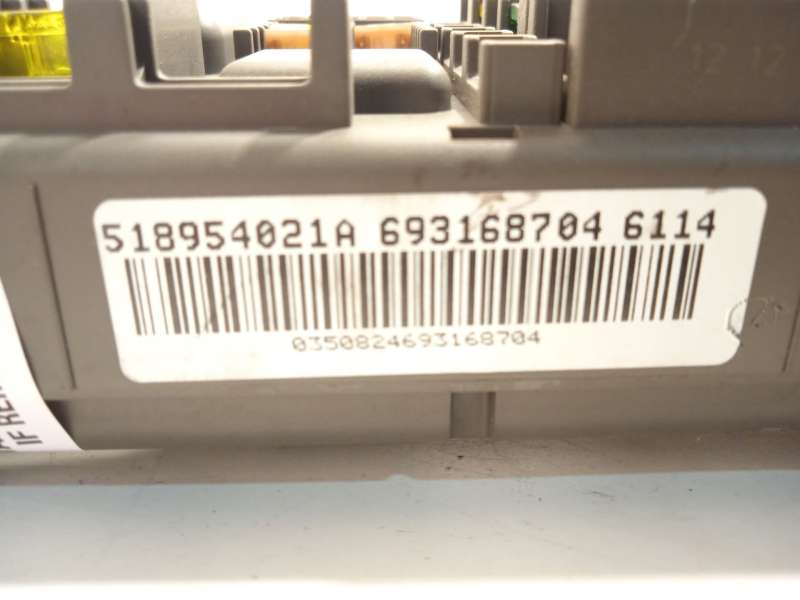 Recambio de caja reles / fusibles para bmw x6 (e71, e72) xdrive 35 d referencia OEM IAM 6931687 61146931687 - Negro 4