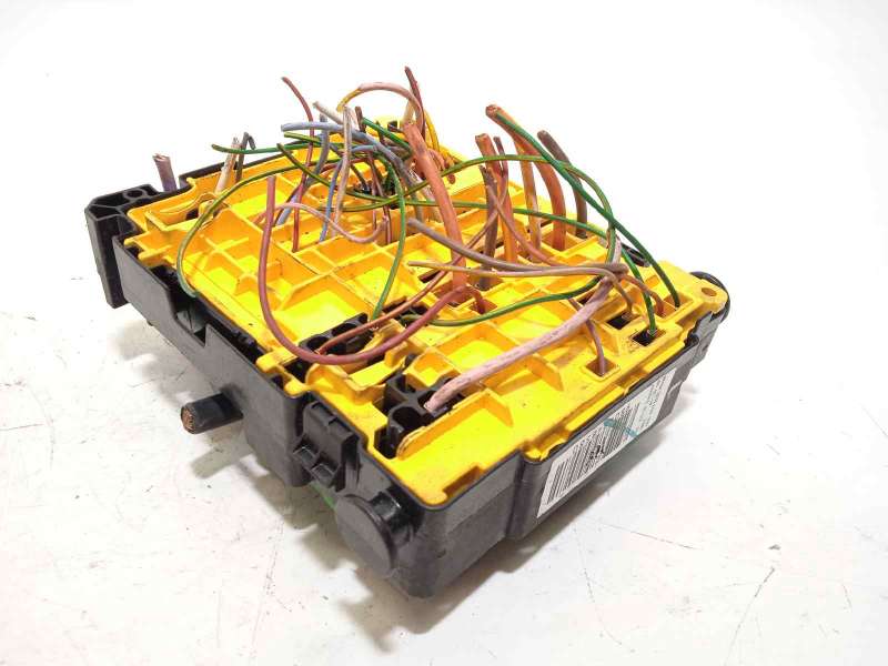 Recambio de caja reles / fusibles para citroën c4 picasso live referencia OEM IAM 9804848580 3