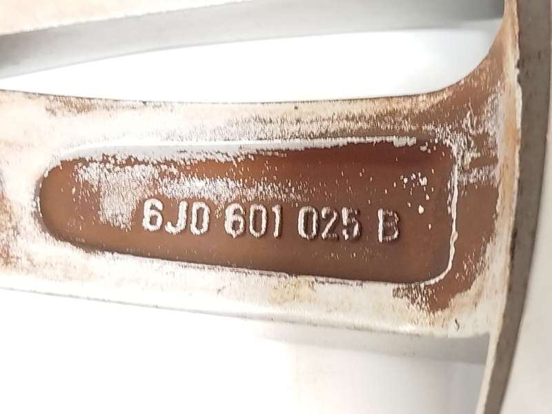 Recambio de llanta para seat ibiza iv sc (6j1, 6p5) 1.6 tdi referencia OEM IAM 6J0601025B72V 8