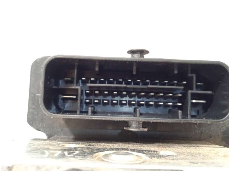 Recambio de abs para hyundai i30 (pd) klass referencia OEM IAM 58910G4AA0 6158941600 G458924500 4