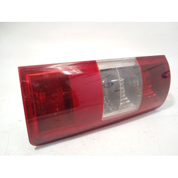 PILOTO TRASERO DERECHO 1369221 2T1413404AG 