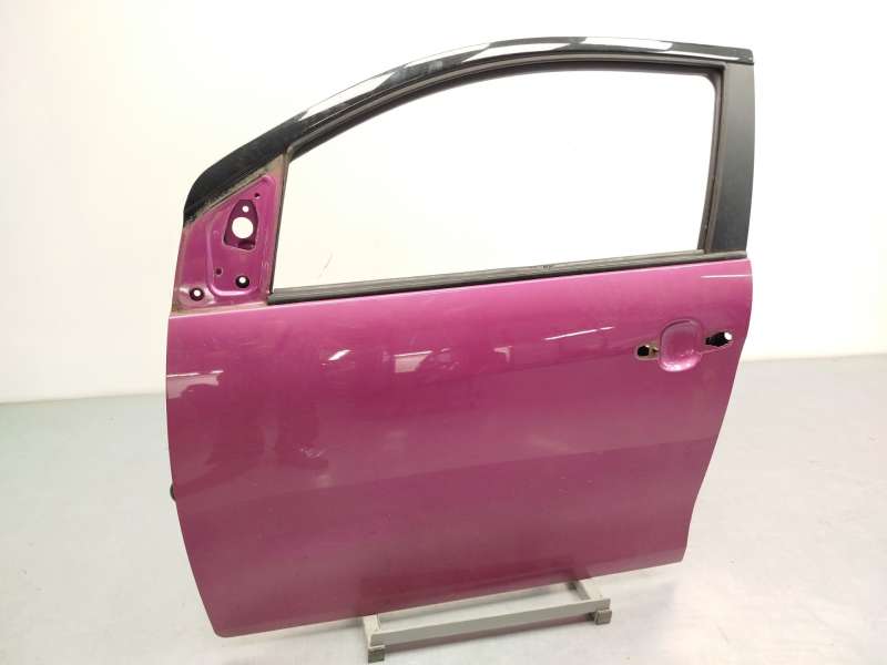 PUERTA DELANTERA IZQUIERDA 670020H050 
