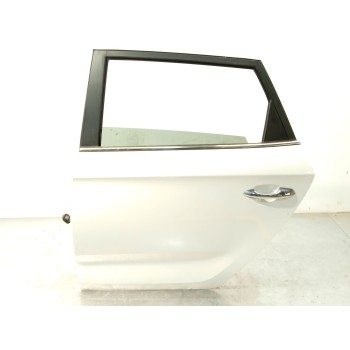 Recambio de puerta trasera izquierda para kia carens iv 1.7 crdi referencia OEM IAM 77003A4000  