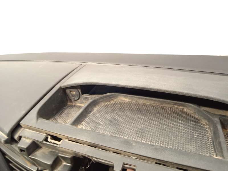 Recambio de salpicadero para iveco daily vi furgoneta 33s16, 35s16, 35c16, 40c16, 50c16 referencia OEM IAM 5802518566 - Blanco 6