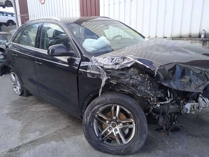 AUDI Q3 (8UG)