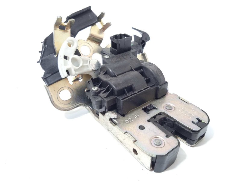 CERRADURA MALETERO / PORTON 8R0827505 