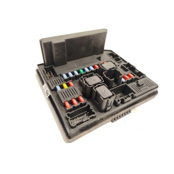 Recambio de caja reles / fusibles para nissan qashqai i (j10, nj10) 2.0 referencia OEM IAM 284B7JD000  