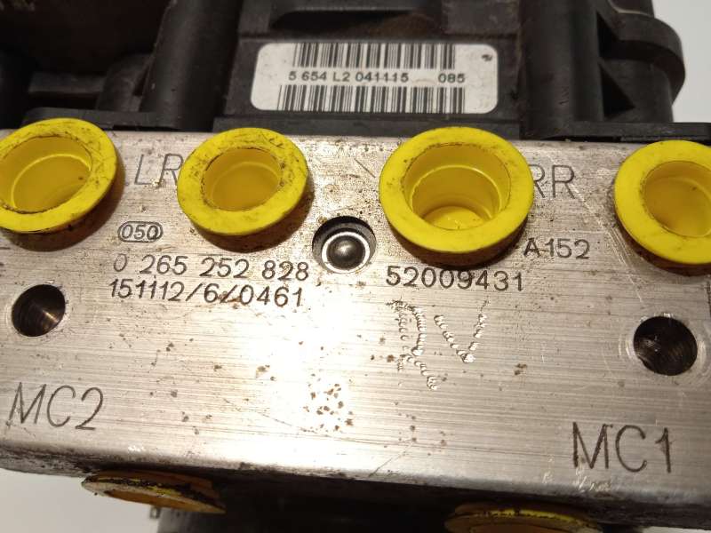 Recambio de abs para fiat 500 l (330) lounge referencia OEM IAM 52009431 0265952304 0265252828 7