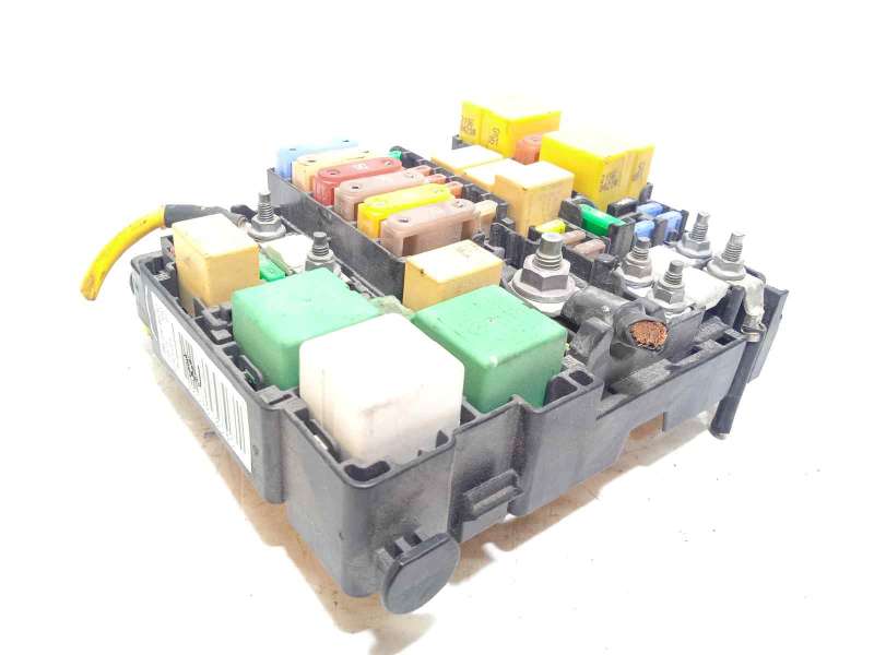 Recambio de caja reles / fusibles para citroën c4 picasso feel edition referencia OEM IAM 9804848580 2
