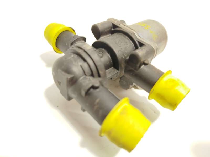 Recambio de valvula intercambio de calefaccion para lynk & co 01 phev referencia OEM IAM 8888038596 31461924 - Negro 3