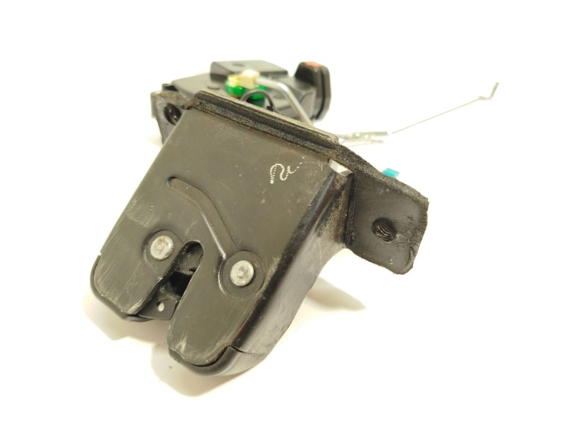 CERRADURA MALETERO / PORTON 7141031002 