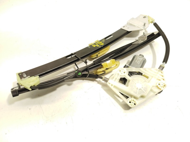 ELEVALUNAS DELANTERO IZQUIERDO 82G837461A 8WA959801 