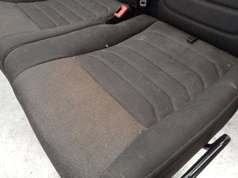 Recambio de asiento delantero derecho para iveco daily vi furgoneta 35s16, 35c16, 70c16 referencia OEM IAM 5802825447 8222001845 - Blanco 4
