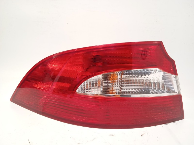 PILOTO TRASERO IZQUIERDO 3T5945095 