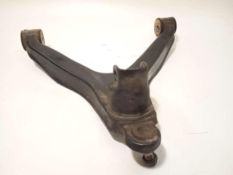 Recambio de brazo suspension inferior delantero derecho para iveco daily vi furgoneta 35s16, 35c16, 70c16 referencia OEM IAM 580 - Blanco 2