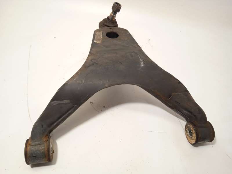 Recambio de brazo suspension inferior delantero derecho para iveco daily vi furgoneta 35s16, 35c16, 70c16 referencia OEM IAM 580 - Blanco 3