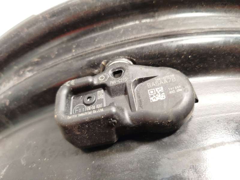 Recambio de llanta para toyota c-hr (_x1_) 2.0 hybrid (maxh10) referencia OEM IAM 42611F4040 7