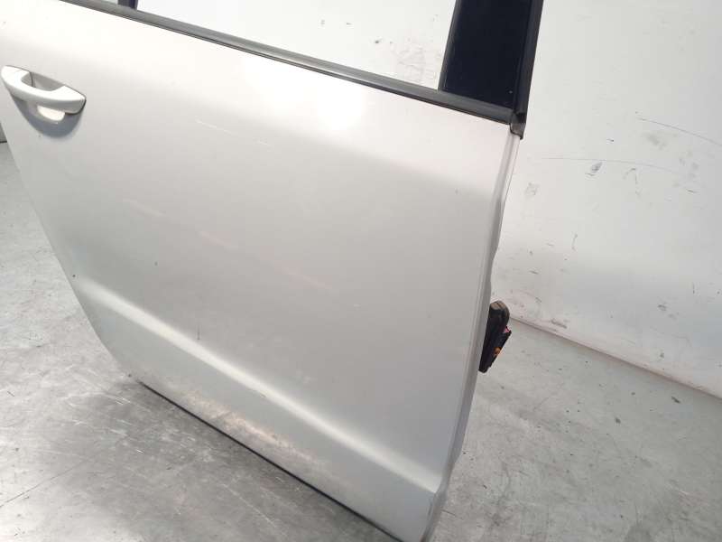 Recambio de puerta trasera derecha para skoda suberb (3t4) ambition referencia OEM IAM 3T5833056 - Blanco 3