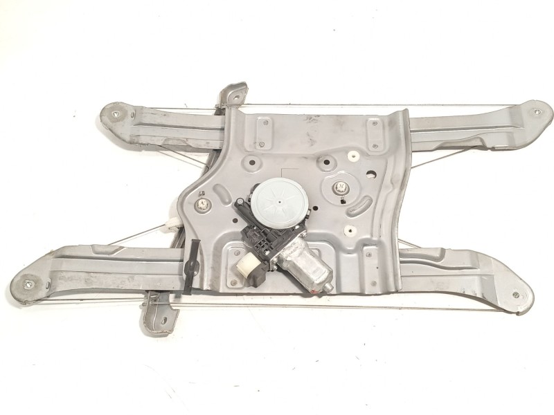 ELEVALUNAS DELANTERO IZQUIERDO 0620402220 MR989947 