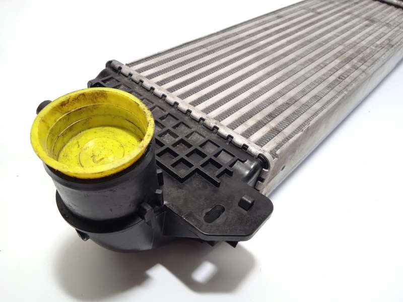 Recambio de intercooler para iveco daily vi furgoneta 35s16, 35c16, 70c16 referencia OEM IAM 5802097643 - Blanco 2