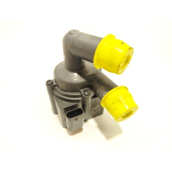 Recambio de bomba agua para lynk & co 01 phev referencia OEM IAM 8888759988 32222110 